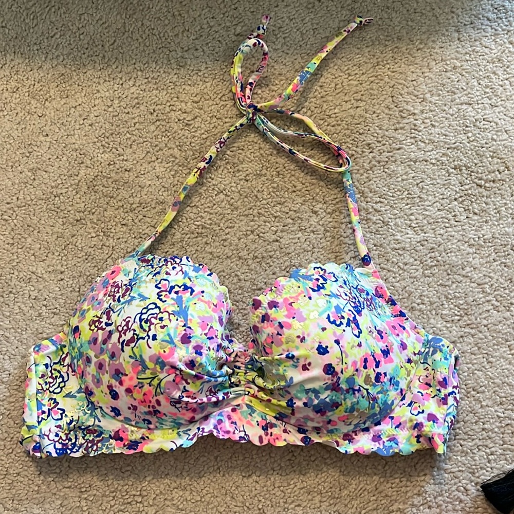 Victoria’s Secret Bikini Top